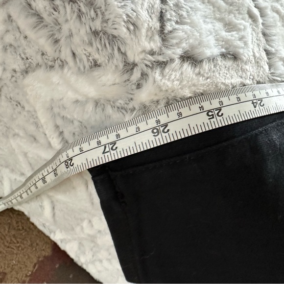 Madewell 9" Mid-Rise Skinny Jeans in Lunar Wash: TENCEL™ Denim Edition size 26 - Picture 7 of 10